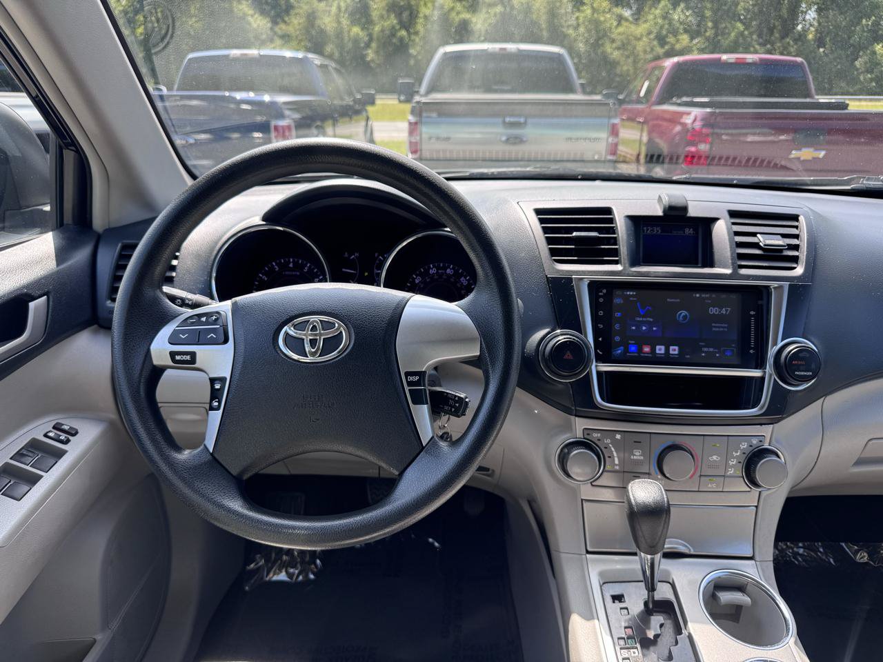 Used 2013 Toyota Highlander Plus FWD image 20