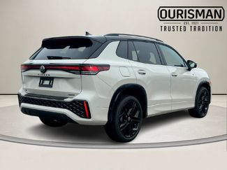 New 2026 Volkswagen Tiguan SE R-Line video 3