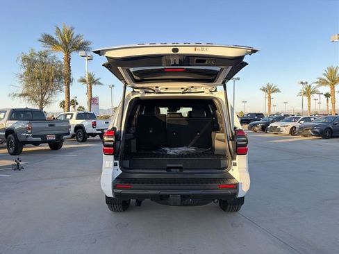 Certified 2026 Toyota 4Runner TRD Off-Road Premium w/ Tow Technology Package AWD/4WD image 31