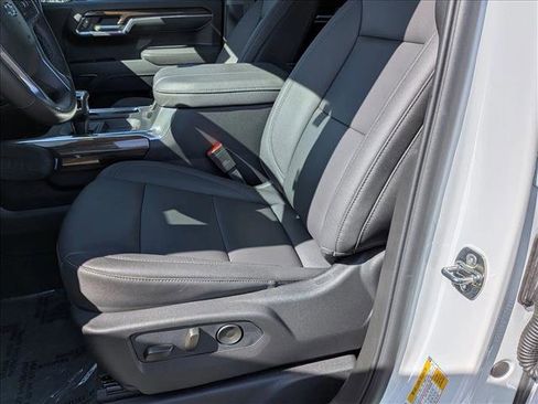 Used 2026 Chevrolet Silverado 1500 LT Trail Boss w/ Convenience Package II image 15