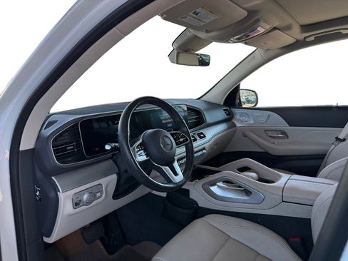 Used 2020 Mercedes-Benz GLE 350 4MATIC w/ Premium Package image 9