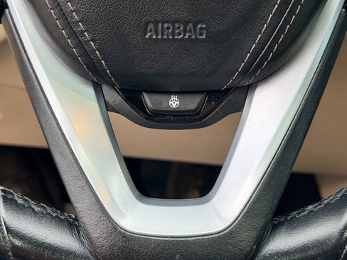 Used 2019 BMW 530i xDrive AWD/4WD image 36