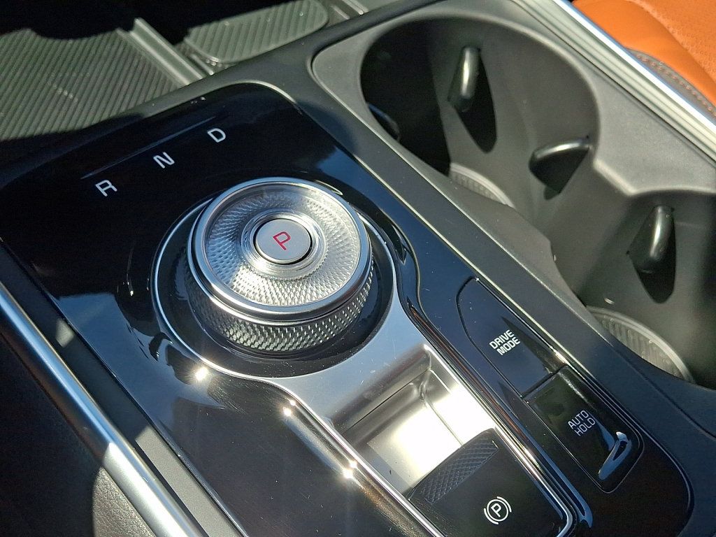 Used 2026 Kia Carnival SX Prestige FWD image 31