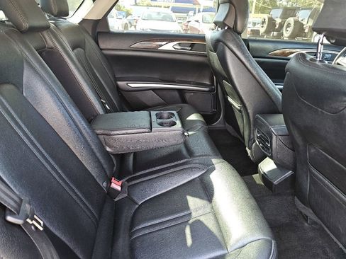 Used 2015 Lincoln MKZ AWD image 35