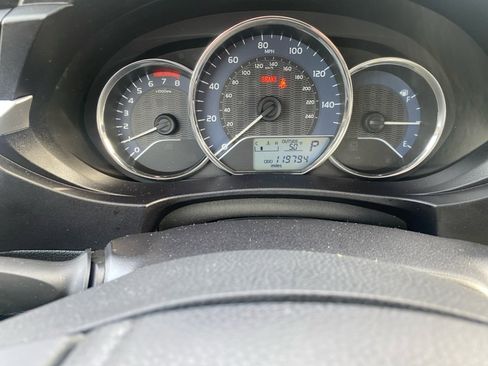 Used 2014 Toyota Corolla LE image 23