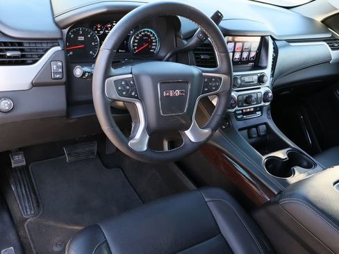 Used 2017 GMC Yukon SLT w/ Open Road Package image 9