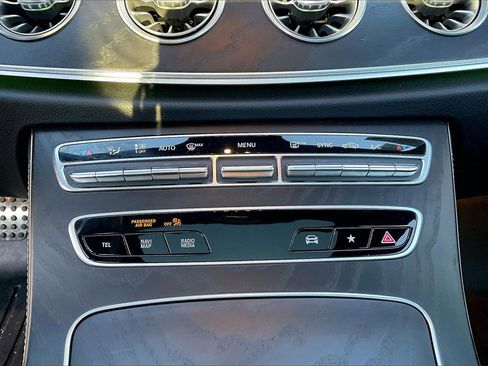 Used 2022 Mercedes-Benz E 450 Coupe image 18
