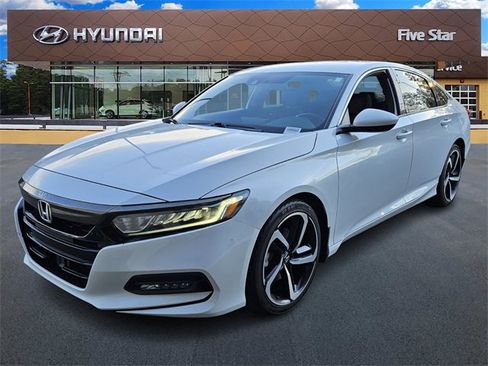 Used 2020 Honda Accord Sport image 3