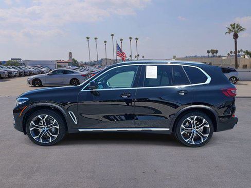 Certified 2022 BMW X5 sDrive40i w/ Parking Assistance Package image 8