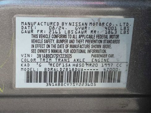Used 2025 Nissan Sentra SV FWD image 40