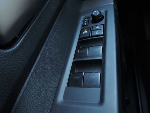 Used 2025 Toyota Tundra Limited image 30