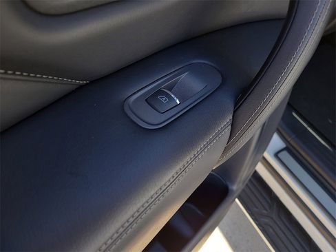 Used 2024 INFINITI QX80 Luxe image 15