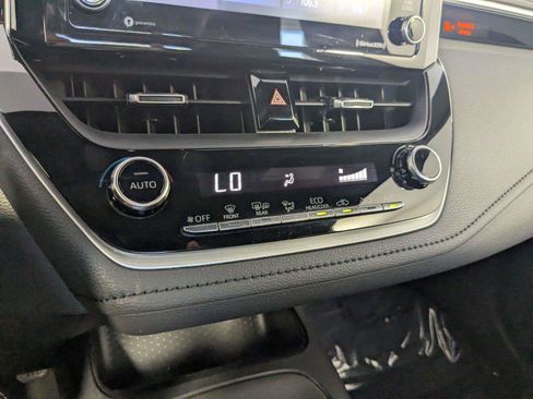 Certified 2021 Toyota Corolla SE FWD image 22