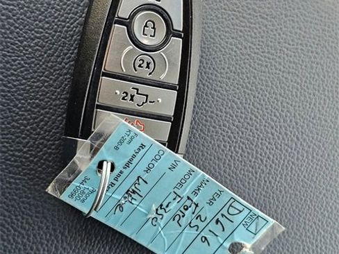 New 2025 Ford F350 XLT w/ Black Appearance Package image 31