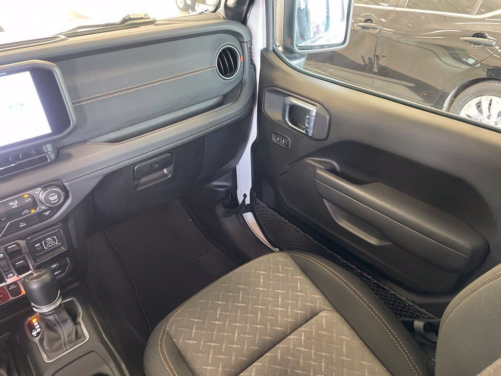 Used 2026 Jeep Gladiator Mojave AWD/4WD image 22