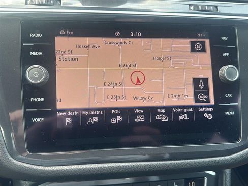 Used 2020 Volkswagen Tiguan SEL Premium R-Line AWD/4WD image 36