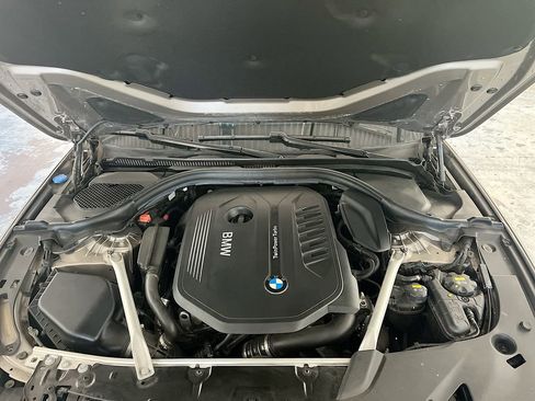 Used 2019 BMW 540i 540i w/ Convenience Package image 31