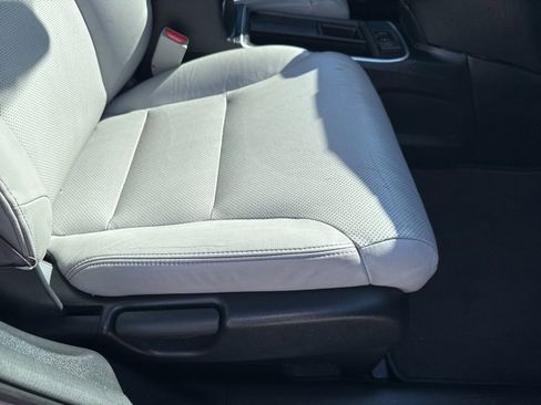 Used 2016 Honda CR-V EX-L image 13