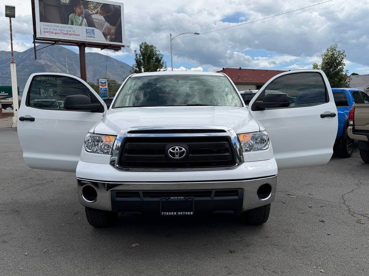 Used 2012 Toyota Tundra 2WD Regular Cab Long Bed w/ SR5 Pkg image 74