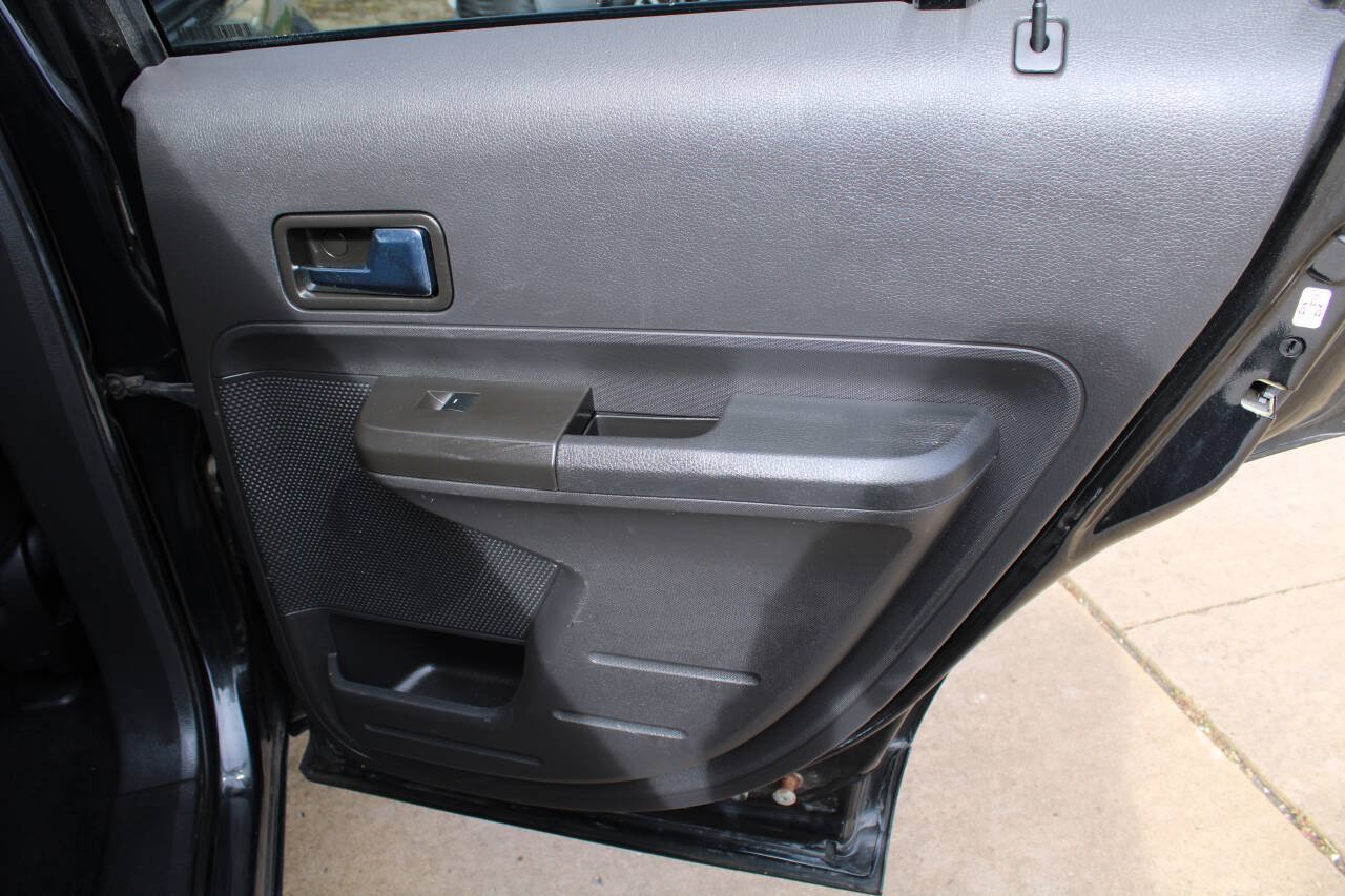 Used 2010 Ford Edge SEL AWD/4WD image 5