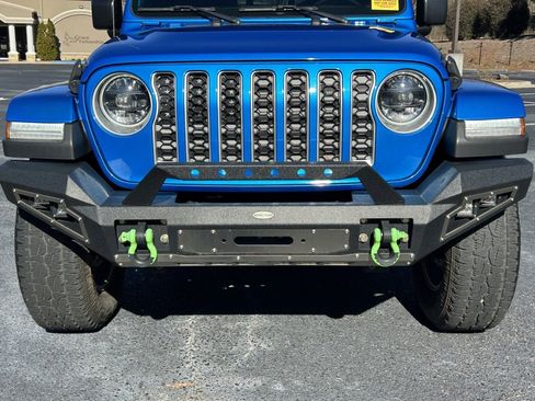 Used 2023 Jeep Gladiator Overland w/ Popular Equipment Package image 23