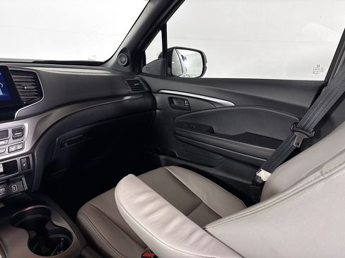 Certified 2023 Honda Passport EX-L image 28