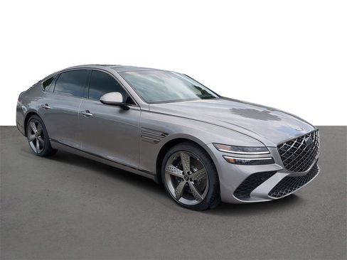 Used 2025 Genesis G80 2.5T Sport Prestige image 2