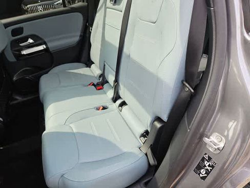 Used 2026 Mercedes-Benz GLB 250 image 18