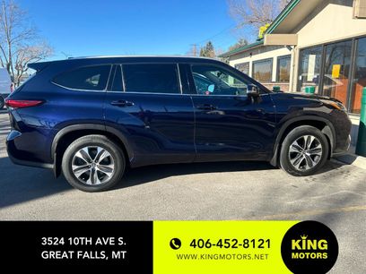 Used 2022 Toyota Highlander XLE