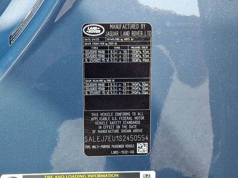 Used 2025 Land Rover Defender 110 S image 22