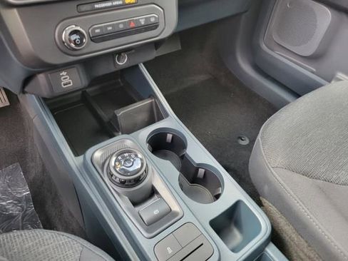 New 2025 Ford Maverick XL image 31