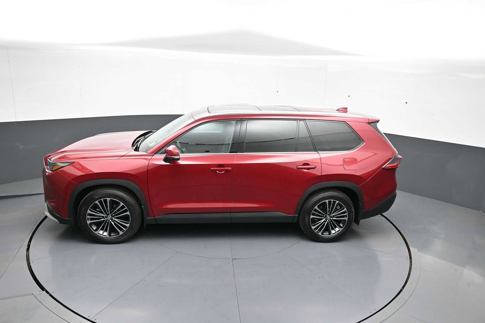 Certified 2026 Toyota Grand Highlander AWD Hybrid image 45