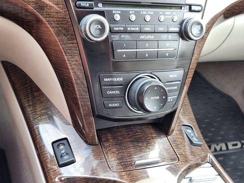 Used 2012 Acura MDX w/ Technology Package AWD/4WD image 22