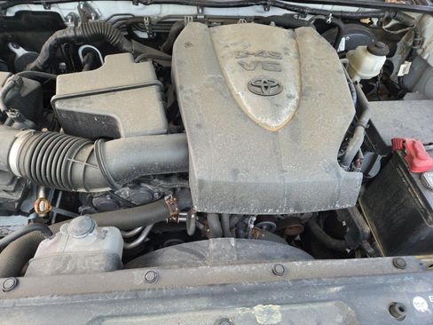 Used 2019 Toyota Tacoma SR5 image 17