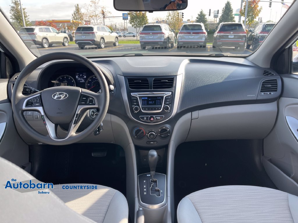 Used 2016 Hyundai Accent SE w/ Option Group 02 FWD image 22