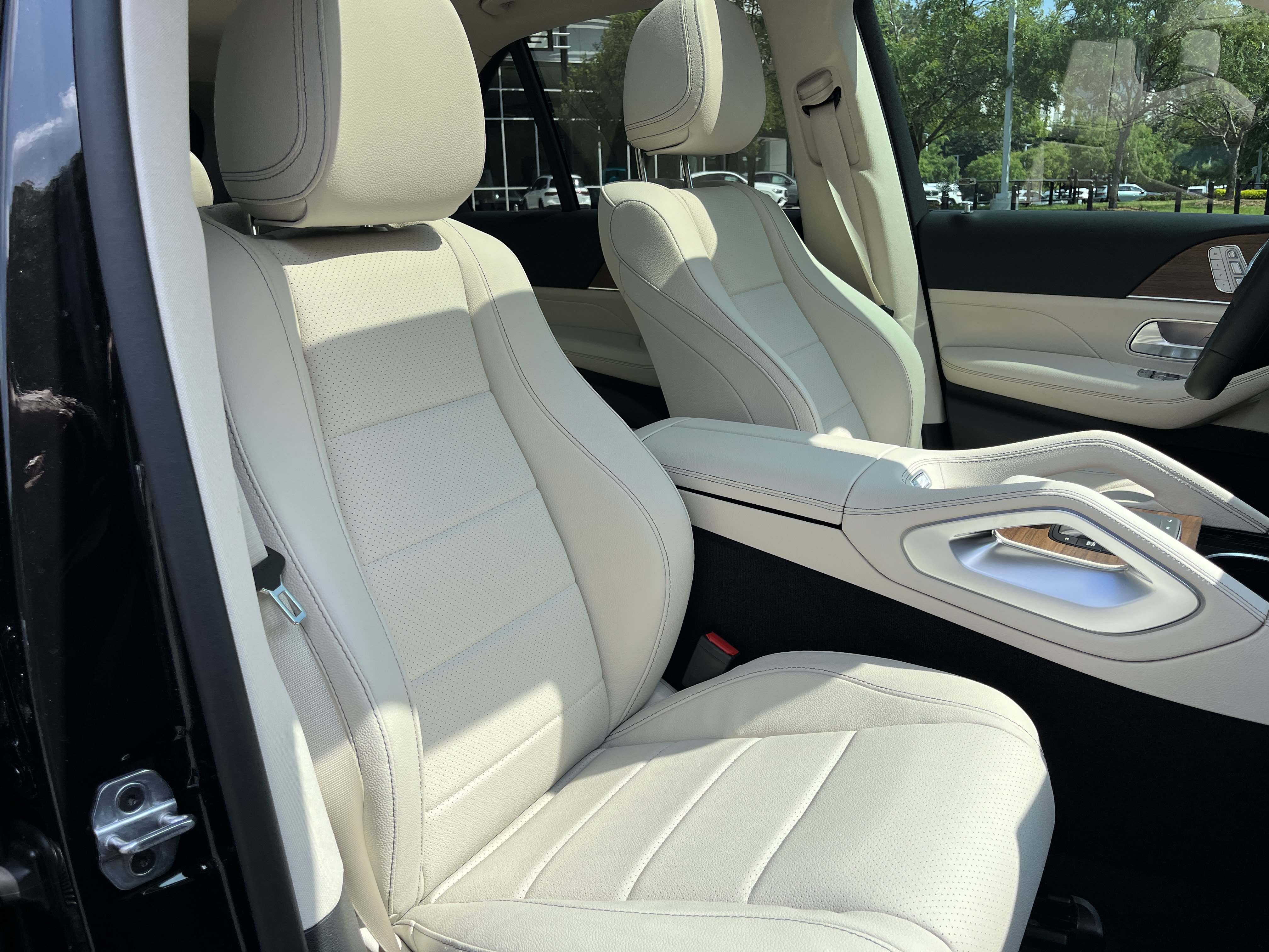 New 2026 Mercedes-Benz GLE 450 4MATIC image 46