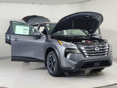 New 2026 Nissan Rogue SV image 9