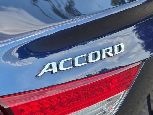 Used 2018 Honda Accord EX-L image 31