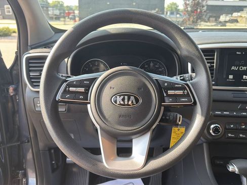 Used 2020 Kia Sportage LX AWD/4WD image 10