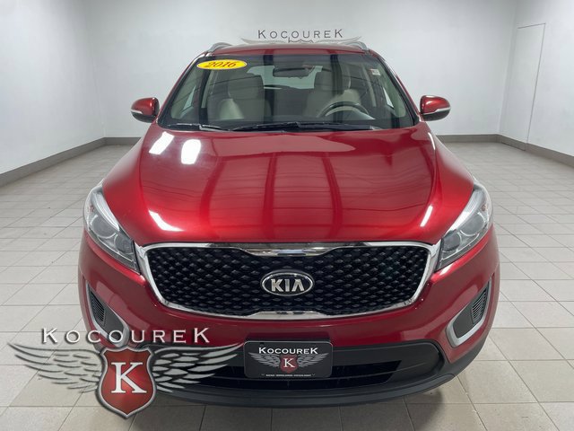 Used 2016 Kia Sorento LX AWD/4WD image 2