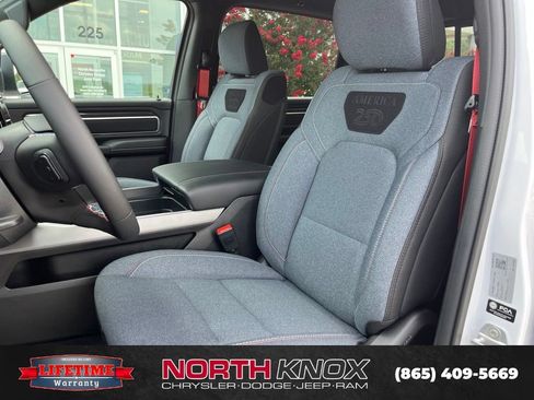 New 2026 RAM 1500 Big Horn AWD/4WD image 4