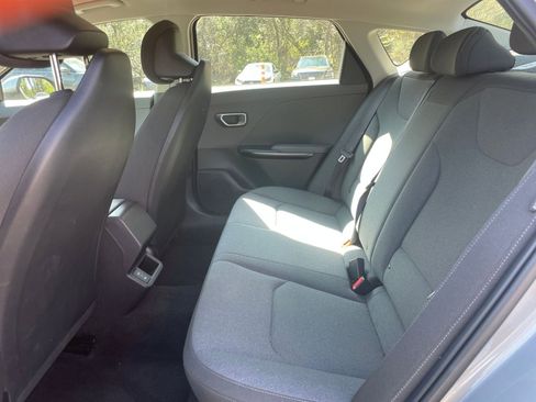 Used 2025 Kia K4 LXS image 24