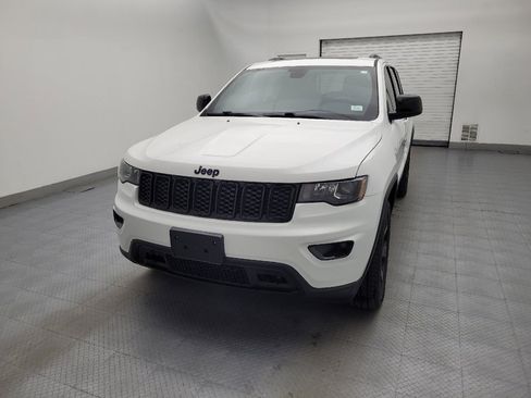 Used 2020 Jeep Grand Cherokee Laredo image 15