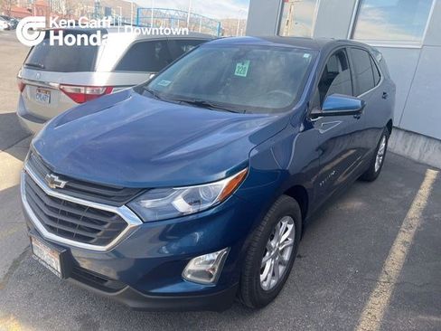 Used 2020 Chevrolet Equinox LT w/ Driver Convenience Package AWD/4WD image 1