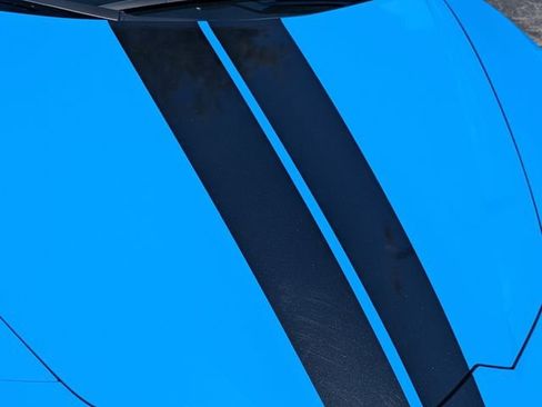 Used 2022 Chevrolet Corvette Stingray Coupe w/ Z51 Performance Package image 19