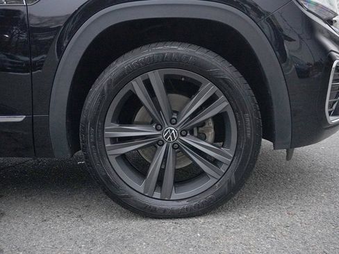 Used 2021 Volkswagen Atlas SE w/ Panoramic Sunroof Package image 25