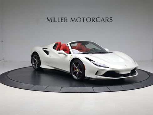 Certified 2023 Ferrari F8 Tributo image 12