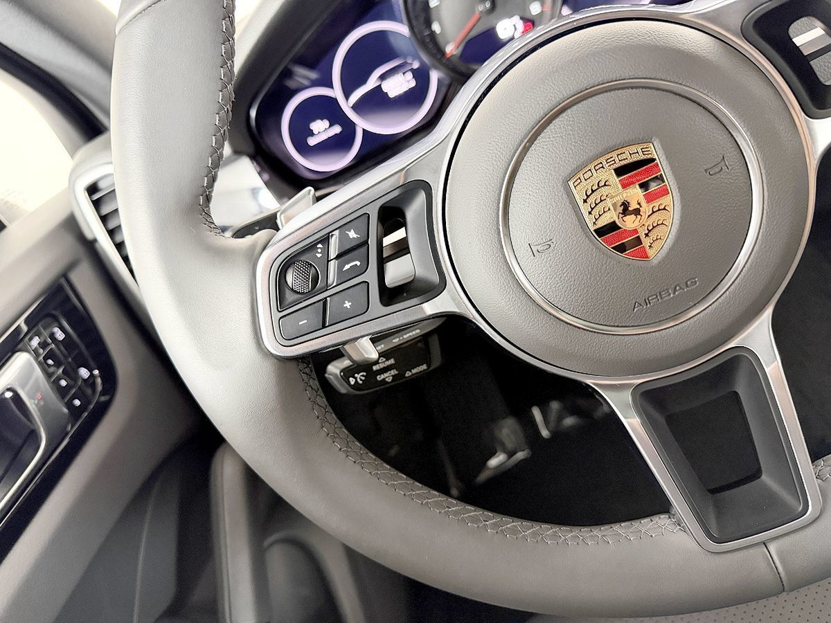 Used 2019 Porsche Cayenne AWD/4WD image 57