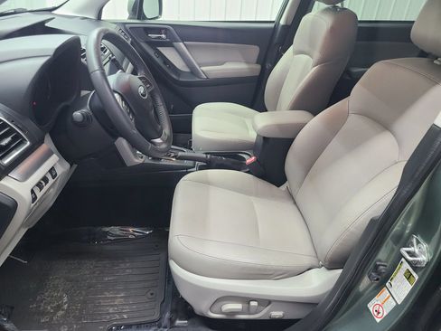 Used 2016 Subaru Forester 2.5i Touring w/ Eyesight & Navigation System AWD/4WD image 23
