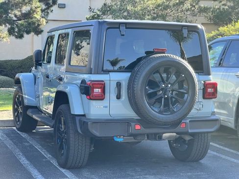 Used 2023 Jeep Wrangler Unlimited Sahara image 6